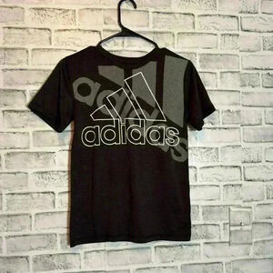 Adidas black and‎ white T-shirt with adidas logo sz 10/12 in excellent condition
